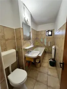 Apartament 2 camere decomandat etaj intermediar Centrul Civic - foto 10