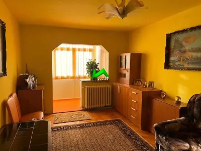 Apartament de vanzare 3 camere Vasile Aaron - Sibiu