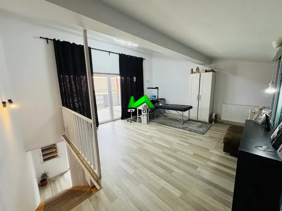 Casa de vanzare 4 camere Sibiu Sura Mare - foto 5