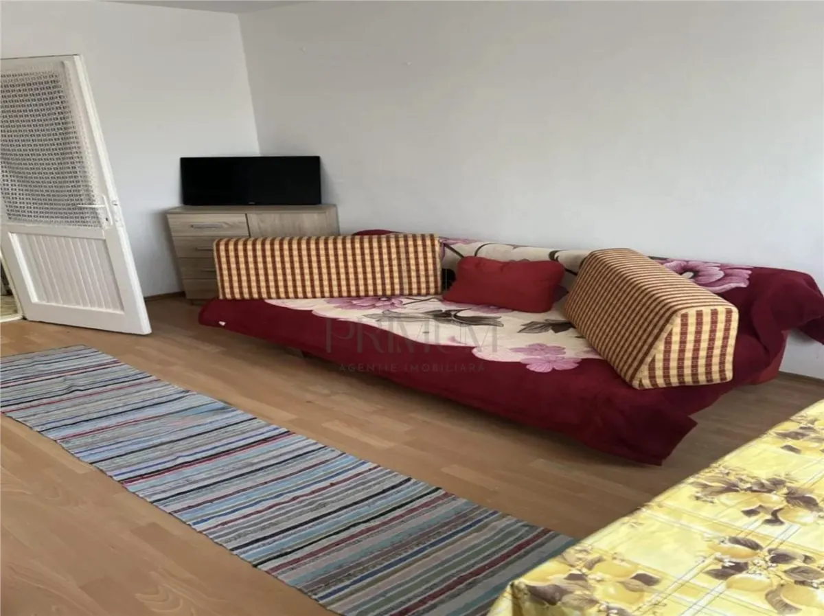 COMPLEX STUDENTESC, APARTAMENT 1 CAMERA , mobilat - foto 4