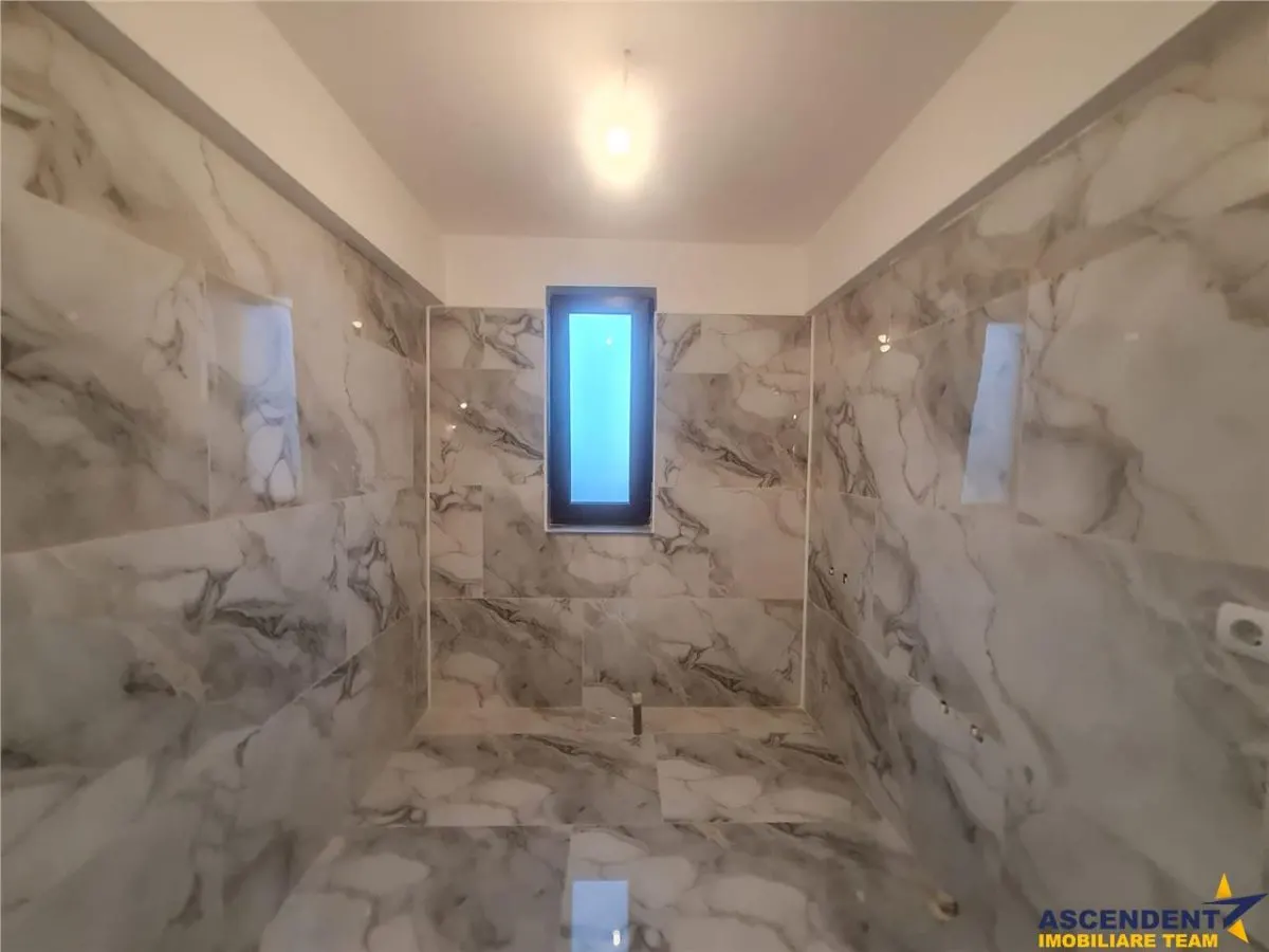 Vila superba cu 5 camere, intabulata 2025, P+E, toate utilitatile.  Harman - Brasov - foto 10
