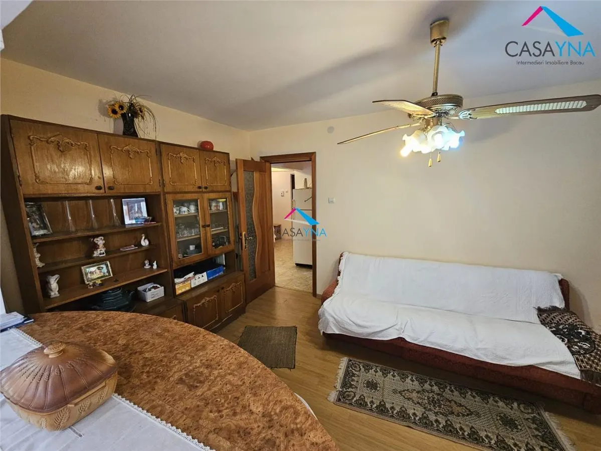 2 Decomandate, zona Narcisa, etaj intermediar - foto 1