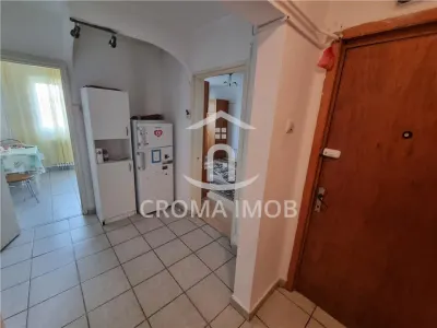 Vanzare apartament 3 camere, Ploiesti , zona Vest - foto 4