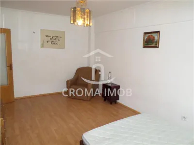 Vanzare apartament 2 camere, zona Republicii - foto 2