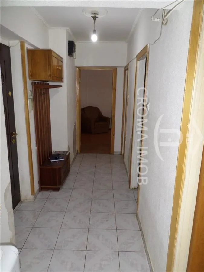 Vanzare apartament 2 camere, zona Republicii - foto 11