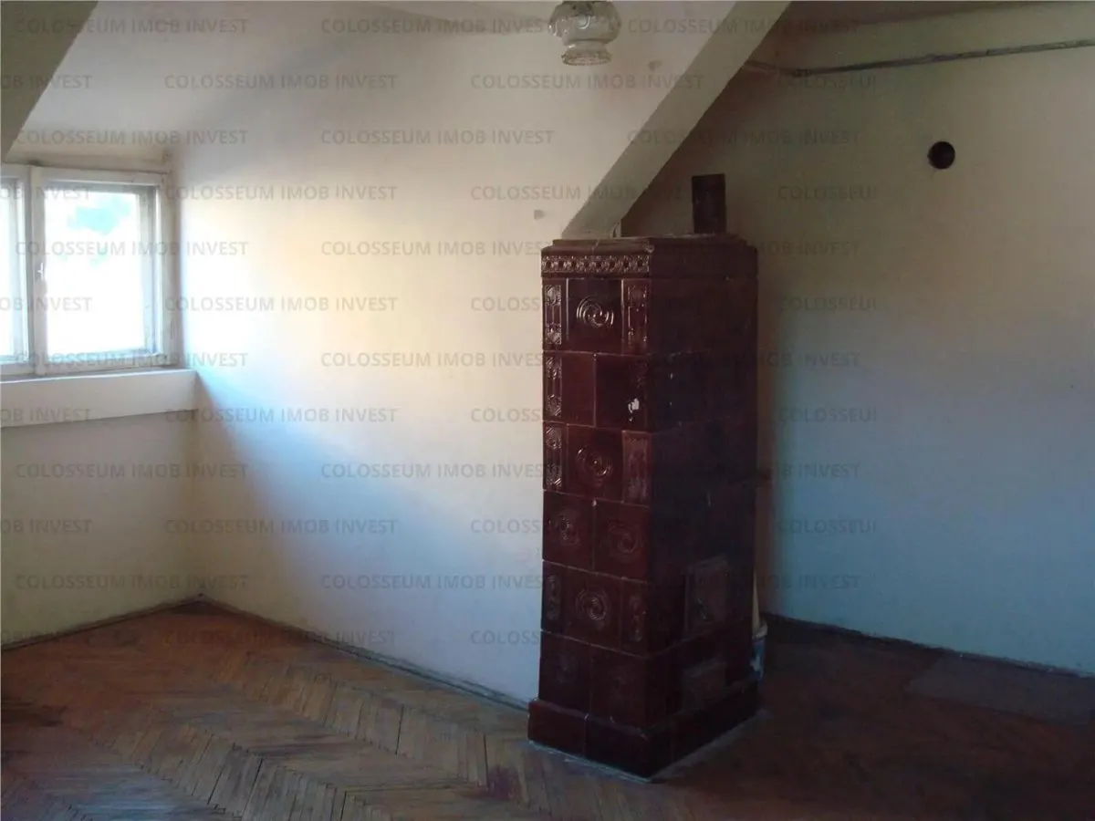 Apartament cu 4 camere - Brasovul Vechi - foto 1