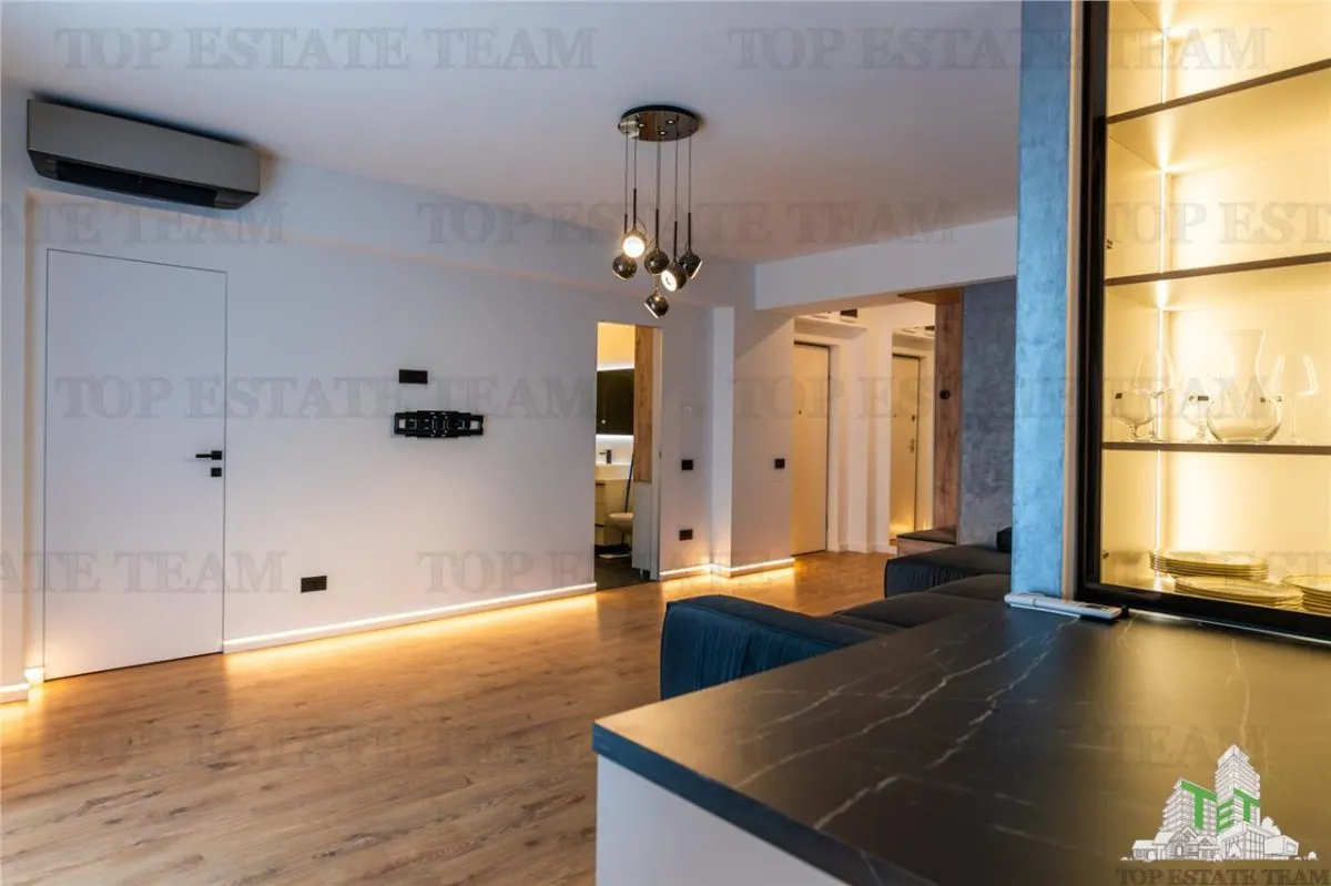 De vanzare - apartament 3 camere, cu terasa, Baneasa. - foto 13