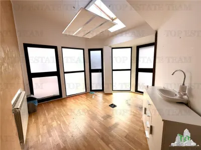 Vila de Ã®nchiriat cu 7 camere ultracentral Piata Victoriei - Bucuresti