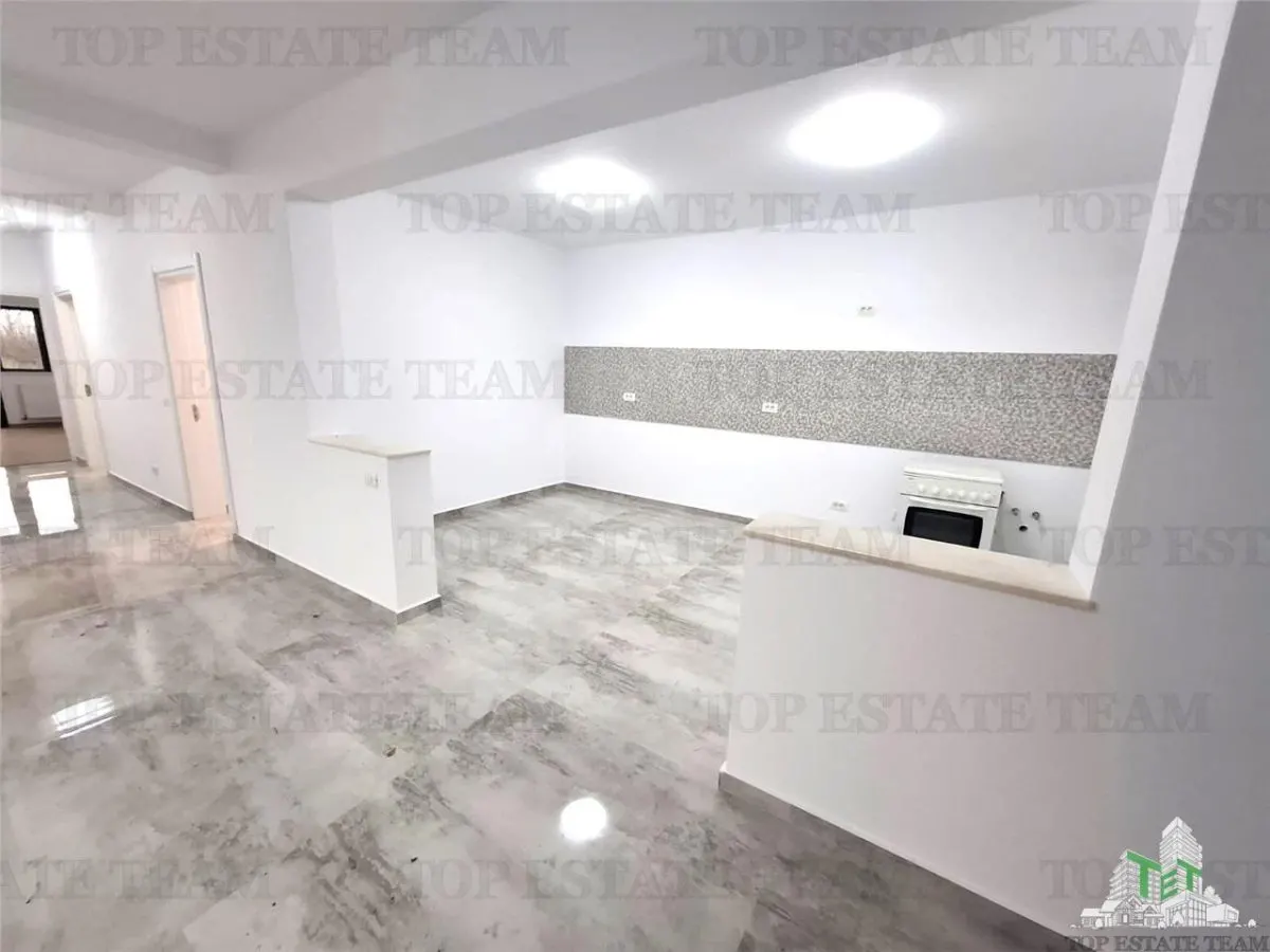 For Sale Casa Vlasiei/Livada si curte generoasa - foto 6