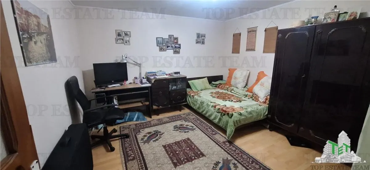 Casa  spatioasa cu 5 camere si curte proprie in Zona Bratianu, Constanta - foto 1