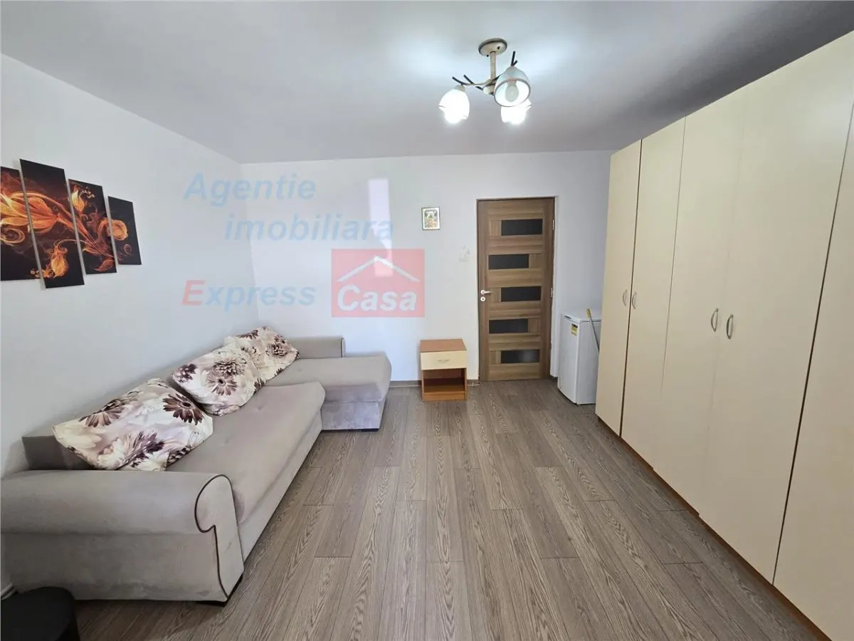 Garsoniera de vanzare â€“ Tatarasi, zona 2 Baieti, etaj intermediar - foto 1
