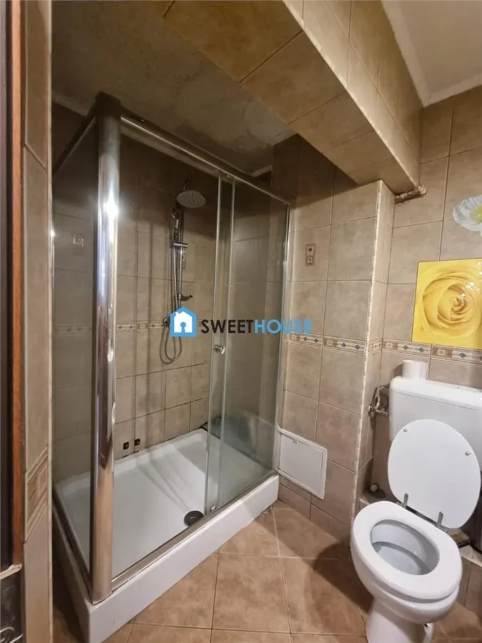 Apartament modern cu trei camere Zona 1 decembrie - foto 9