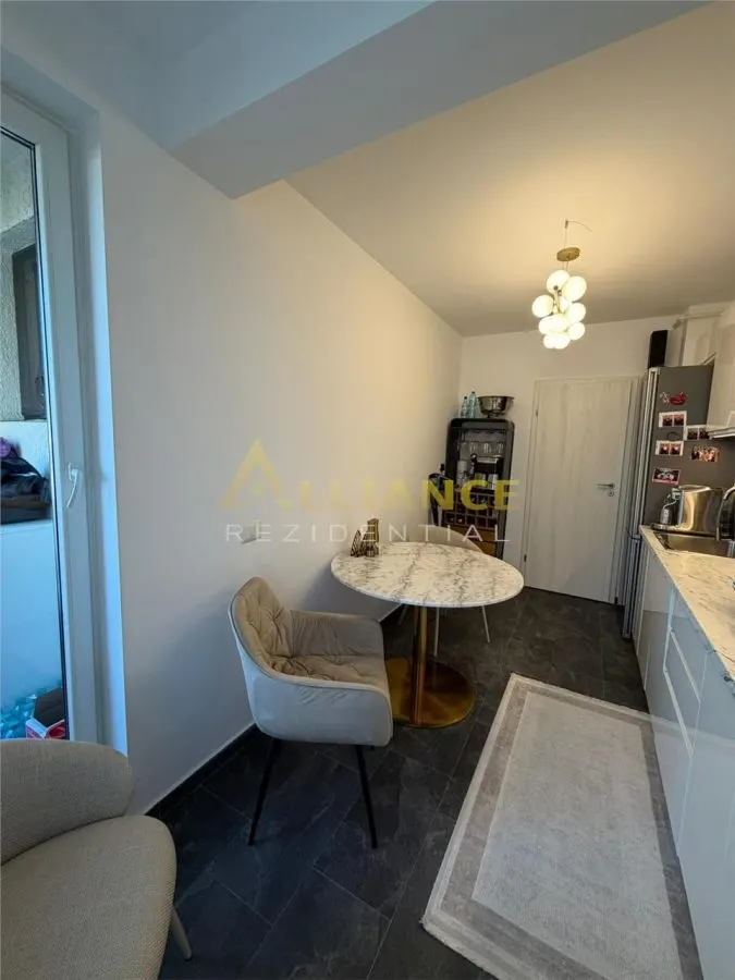 La StradaMall ~ Apartament 3 camere mobilat-utilat - foto 8