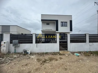 Casa individuala - 4 camere - 2 bai - teren 360 mp - Berceni