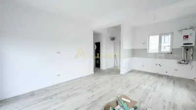 Casa Individuala - 3 camere - 2 bai - 250mp teren - foto 3