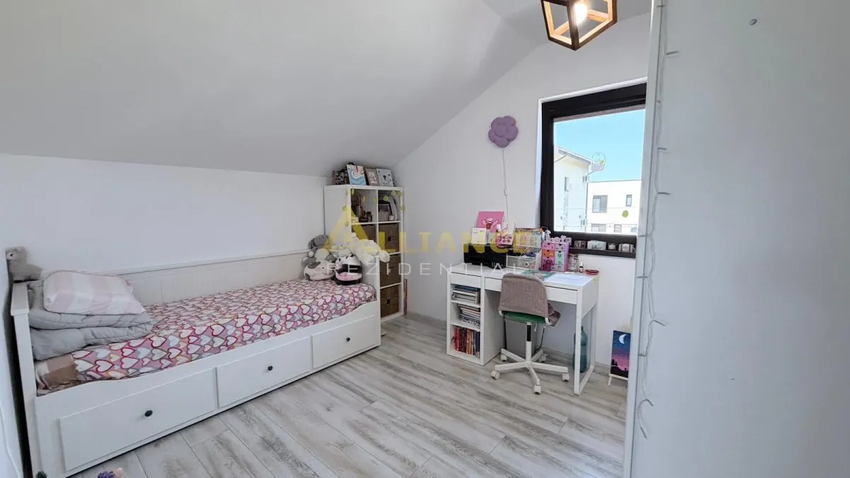 Casa Individuala - 5 camere - 3 bai - 403mp teren - foto 13