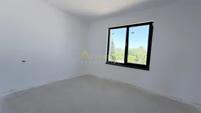 Casa Individuala - 4 camere - 3 bai - 460mp teren - foto 13