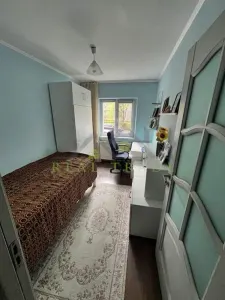 Apartament 3 camere decomandat Scriitorilor - foto 4