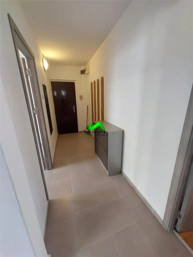 Apartament de inchiriat 2 camere Sibiu Vasile Aaron - foto 5