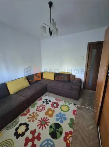 Apartament 2 camere cf 2 decomandat zona Balcescu - foto 2