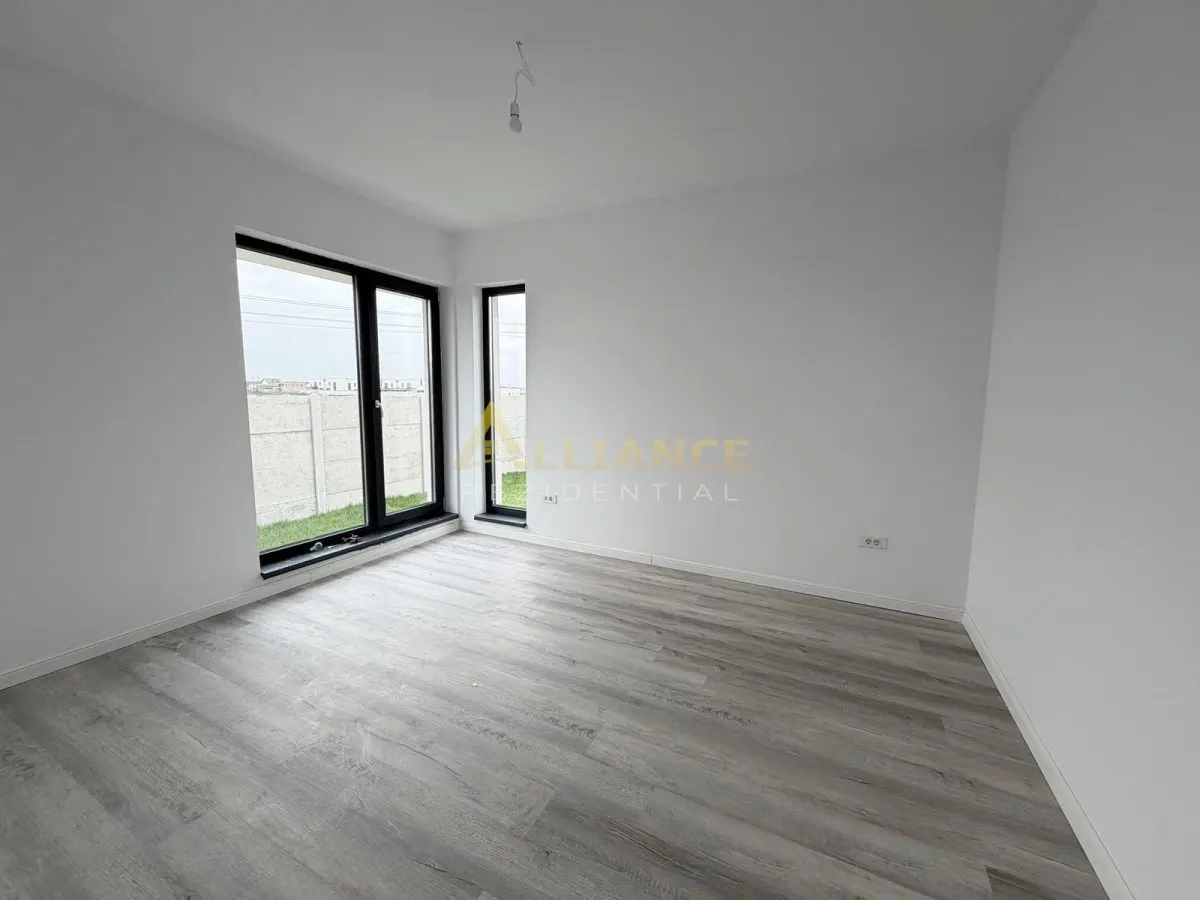 Casa individuala  ~ 4 camere ~ 2 bai ~ 112mp utili + 470mp teren - foto 6