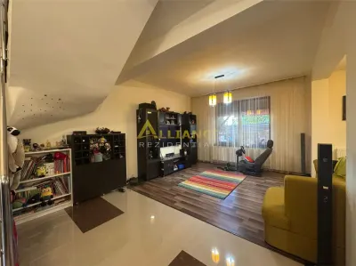 Casa tip duplex ||4 camere 2 bai || teren 200mp - foto 7
