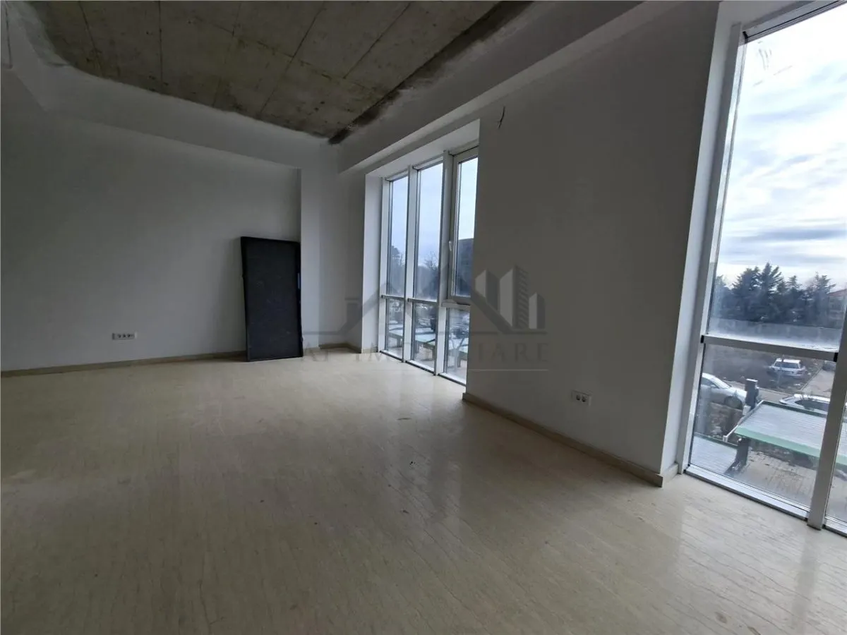 Spatiu comercial 108mp Azimut - Copou TVA inclus - foto 6