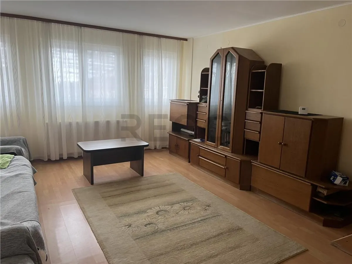 RECO Vila 3 camere in Oradea - foto 1
