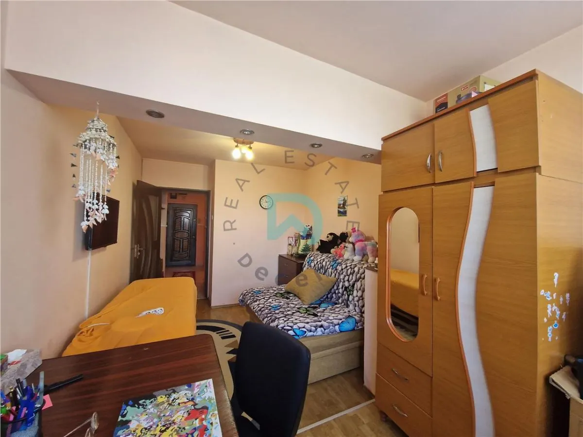 Apartament 4 camere, etaj intermediar, Tractorul, Brasov - foto 16