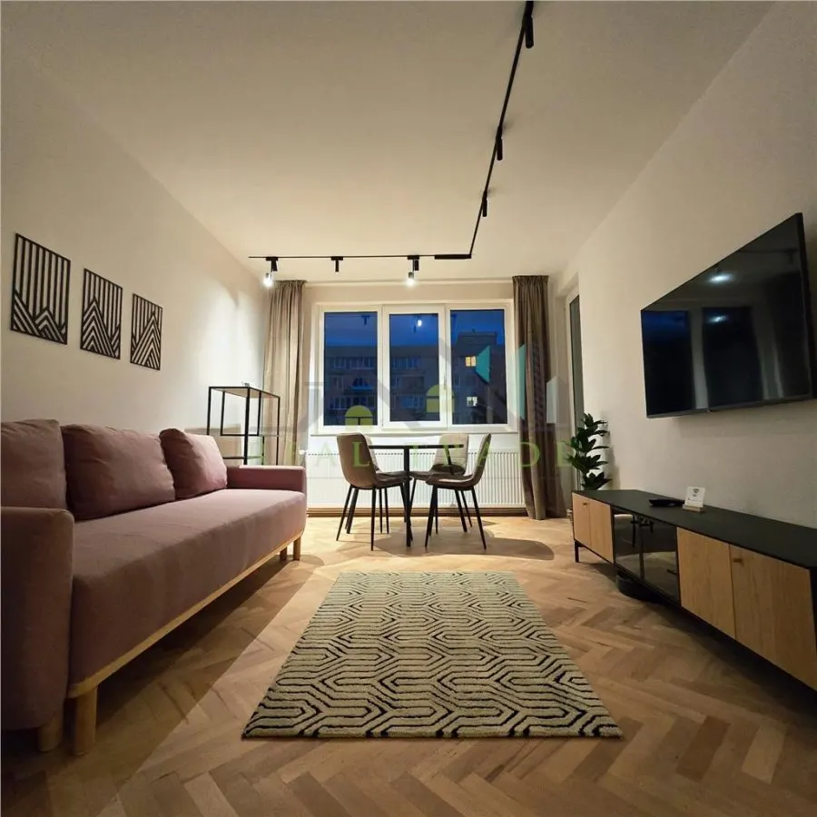 Apartament 3 camere lux Centrul Civic - foto 1
