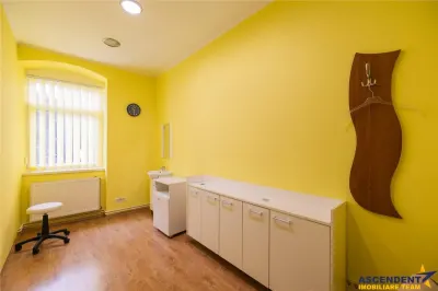 Casa pretabila:comercial/ servicii/ rezidential Central, Fagaras - foto 11