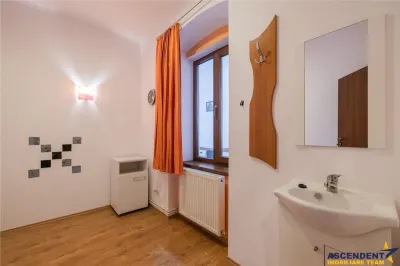 Casa pretabila:comercial/ servicii/ rezidential Central, Fagaras - foto 12