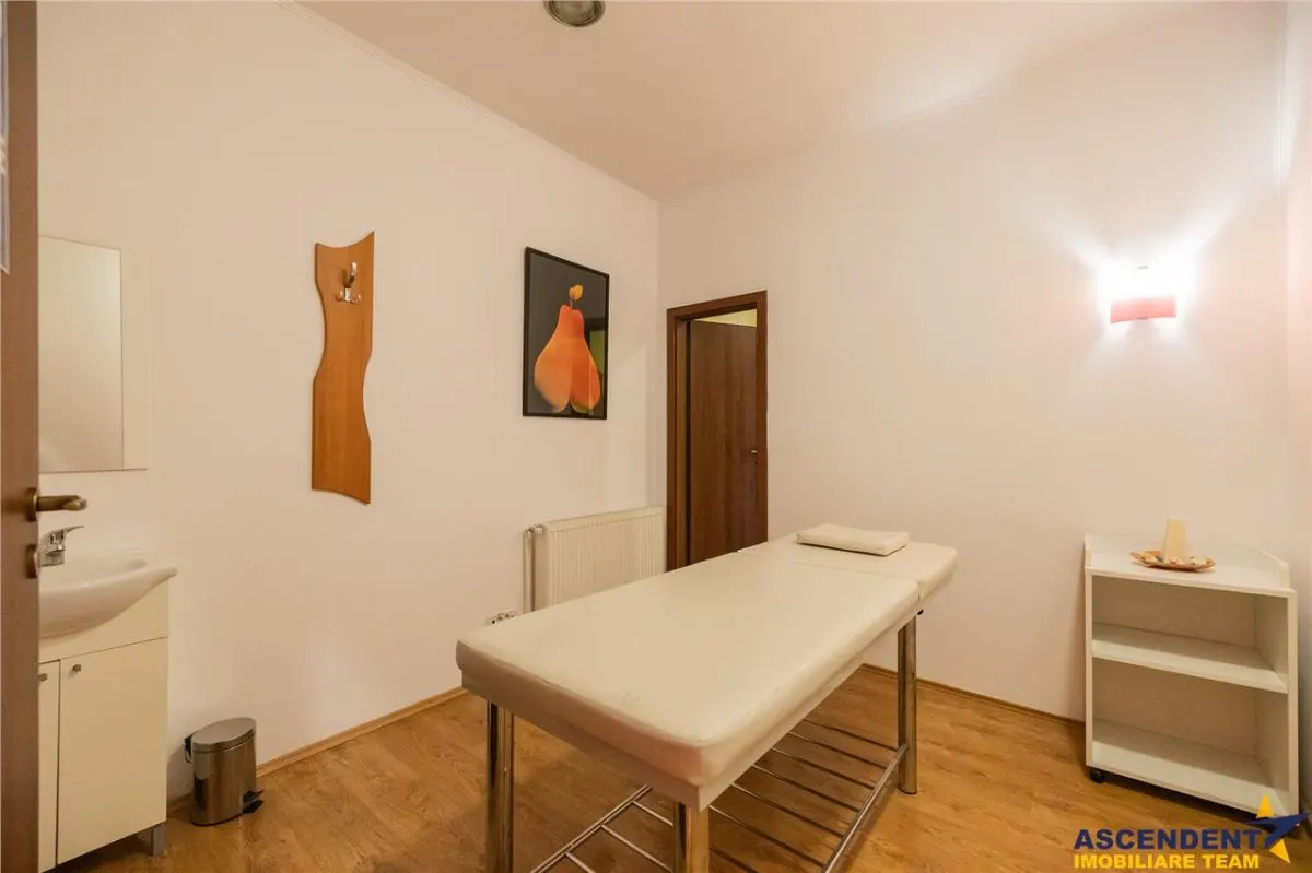 Casa pretabila:comercial/ servicii/ rezidential Central, Fagaras - foto 13
