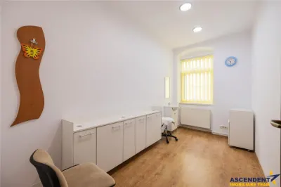 Casa pretabila:comercial/ servicii/ rezidential Central, Fagaras - foto 7