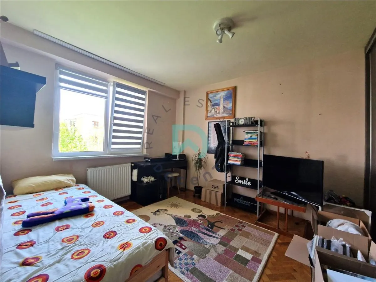 Apartament 3 camere, decomandat, Grivitei, Brasov - foto 4