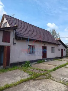 Badeni com Scobinti  Iasi Teren 4239mp  parcelabil si constructii 245mp - foto 4