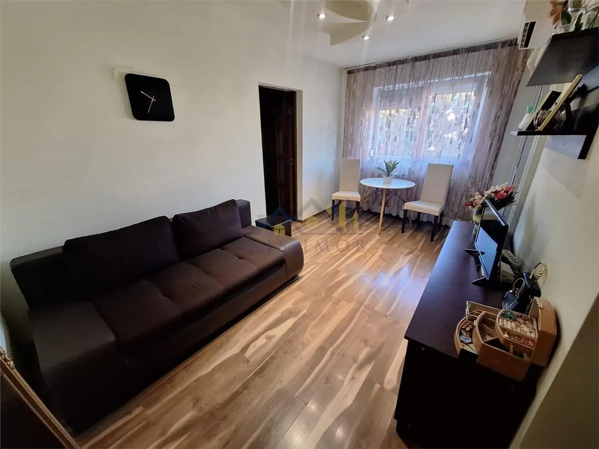 Apartament 2 camere semidecomandat Zona Unirii Sud - foto 1