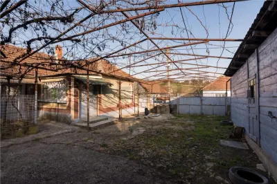 RECO Casa in Sarbi la 27km de Oradea cu dublu front stradal - foto 10