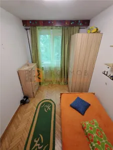 Apartament 3 camere cf 3 semidecomandat zona Micro 14 - foto 9