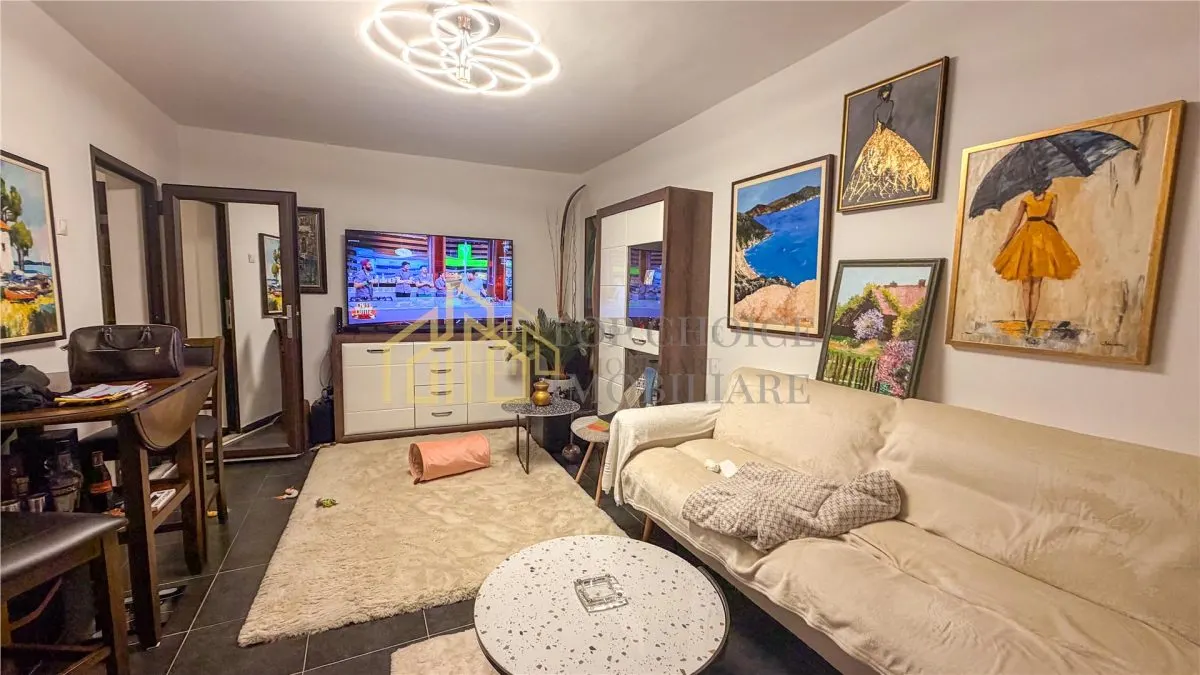 2 CAMERE CALEA MOSILOR - DECOMANDAT - RENOVAT COMPLET - ETAJ 9/10 - foto 1
