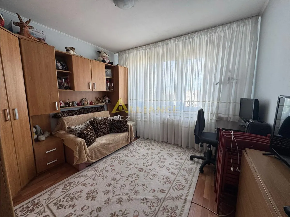 Berceni-Apartament 3 Camere-Gata de Mutare - foto 12