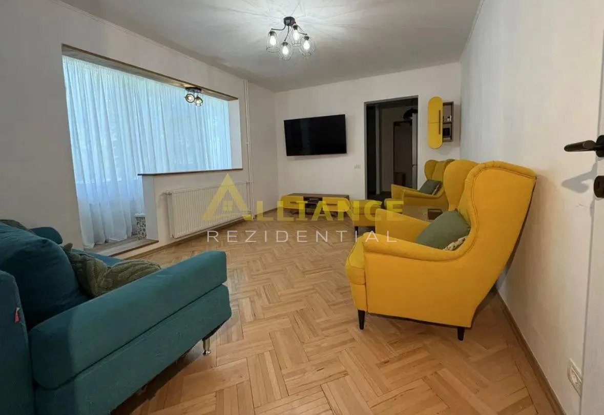 {Piata Sudului} {3 camere} {Etaj 1} - foto 2