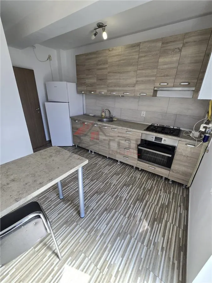 Apartament 3 camere decomandat+ parcare- Rediu - foto 6