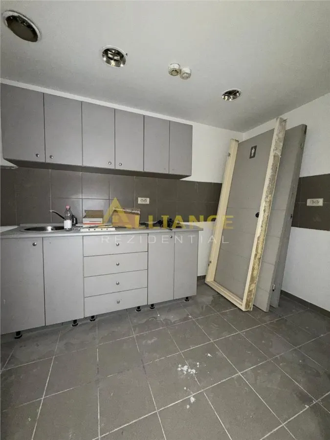 [PARCUL CAROL] Spatiu Comercial P + 1 | 233 MPU - foto 6