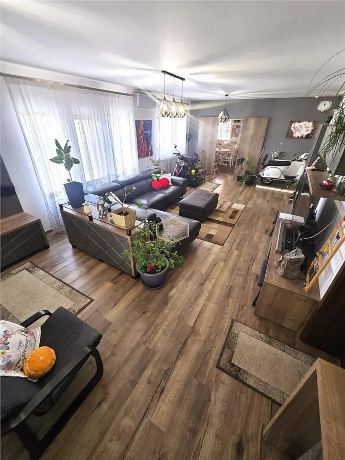 Casa 4 camere + Garaj | Complet mobilata si utilata - foto 4
