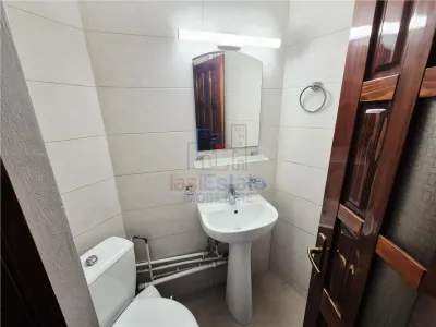 Apartament cu 4 camere de Inchiriat zona Palas Mall - foto 11