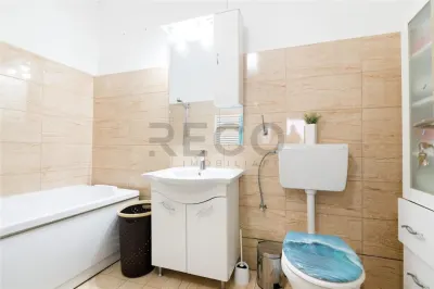 RECO Apartament cu 1 camera in Oradea zona Iosia - foto 4