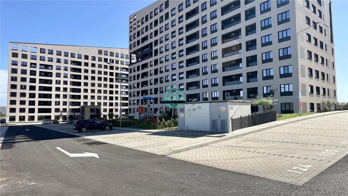 Inchiriez apartament cu 3 camere, mobilat modern in Complexul Concept 9 - foto 3