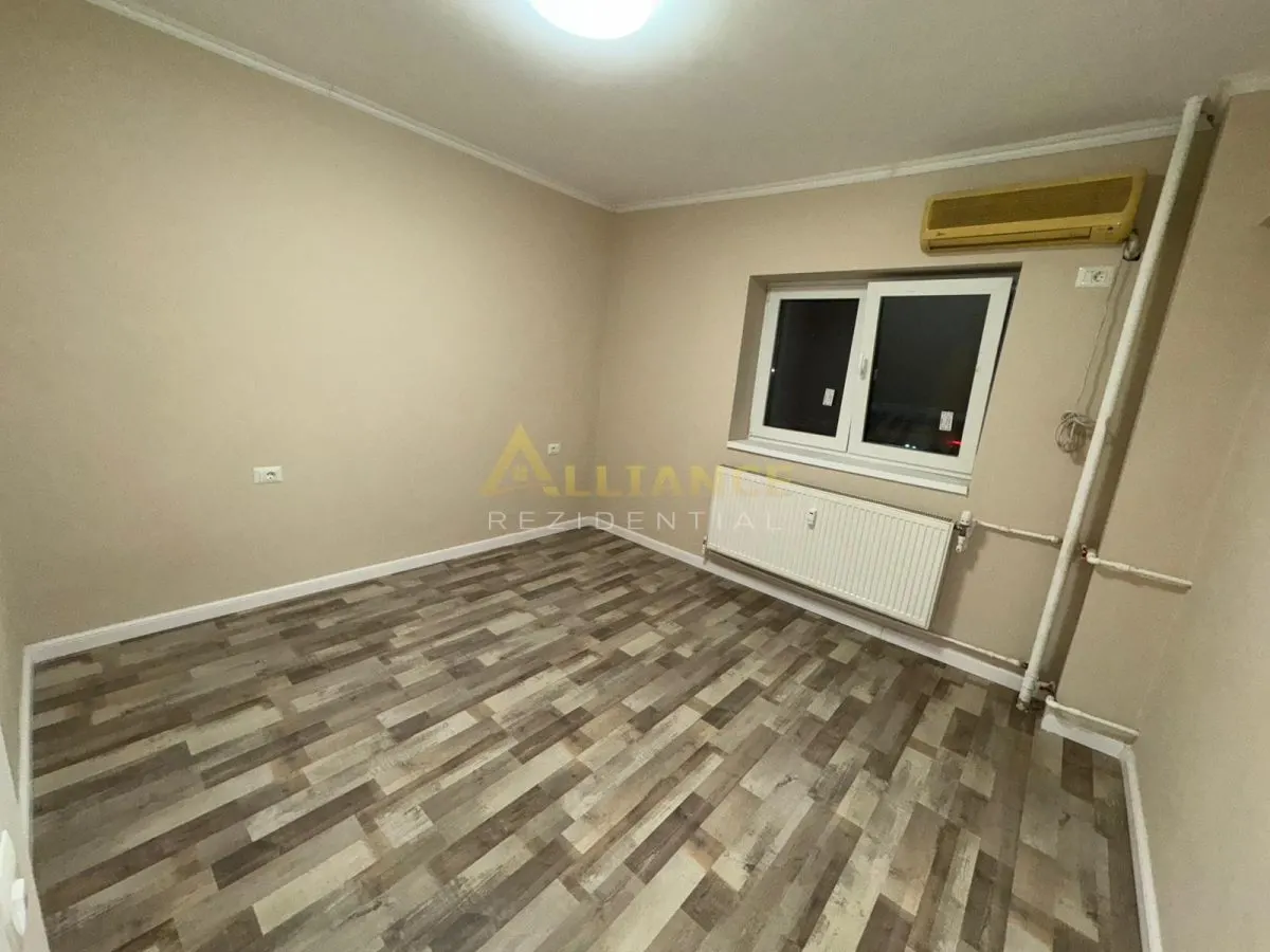 Apartament 3 camere, decomandat - 300 m de Metrou Aparatorii Patriei - Renovat - foto 11