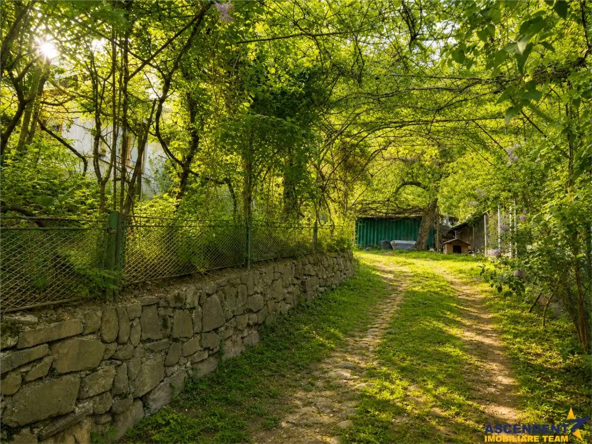 Casa traditionala cu autenticitate rurala, in pitoreasca Telega, Prahova - foto 2